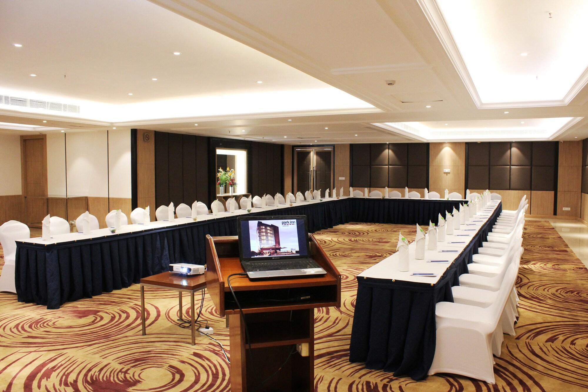 Park Inn Gurgaon Esterno foto