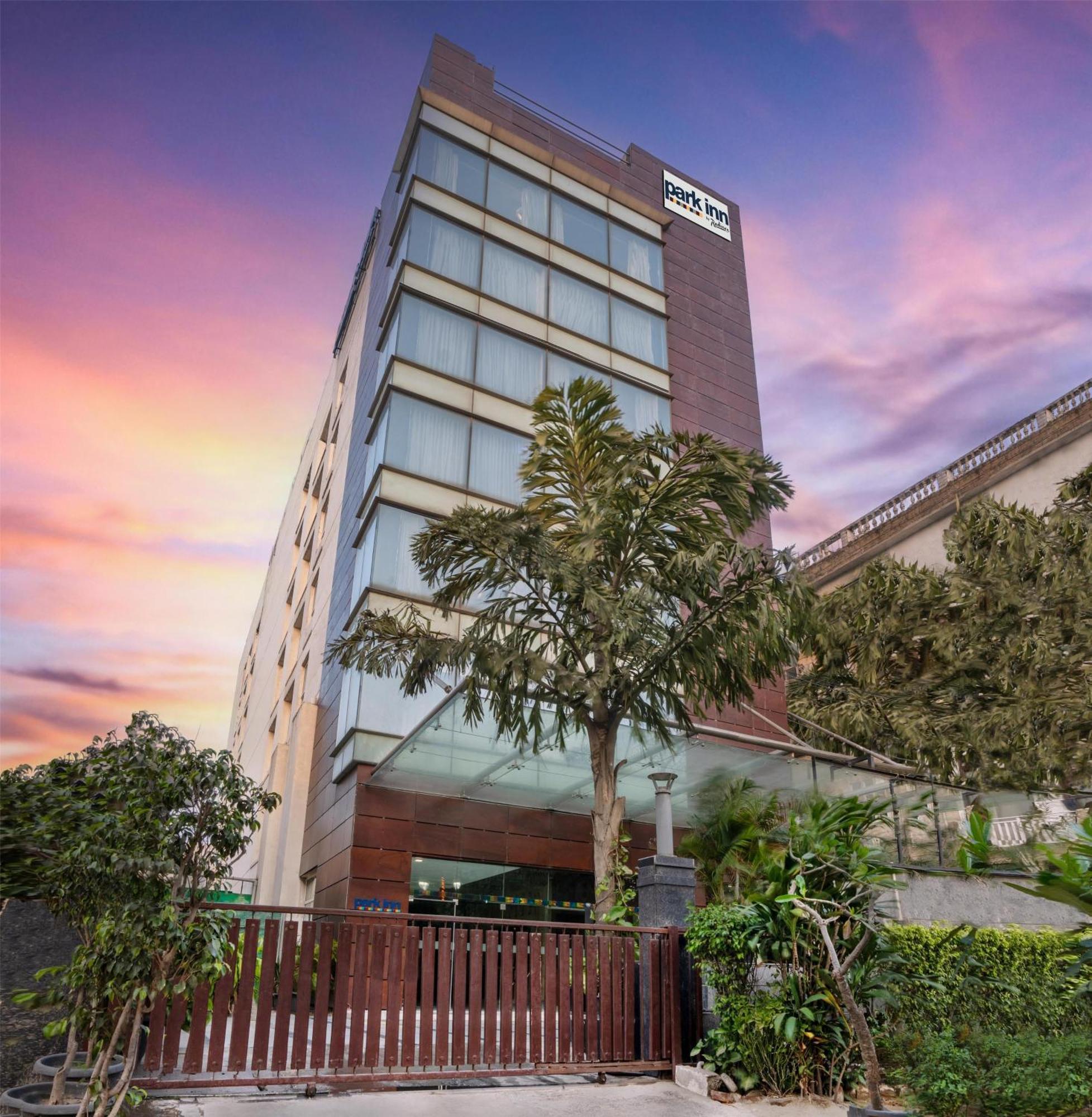 Park Inn Gurgaon Esterno foto